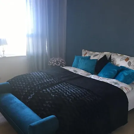 Szafirowa Przystan Bed & Breakfast *