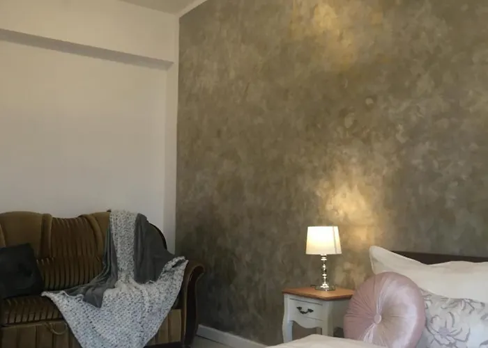 Szafirowa Przystan Bed & Breakfast